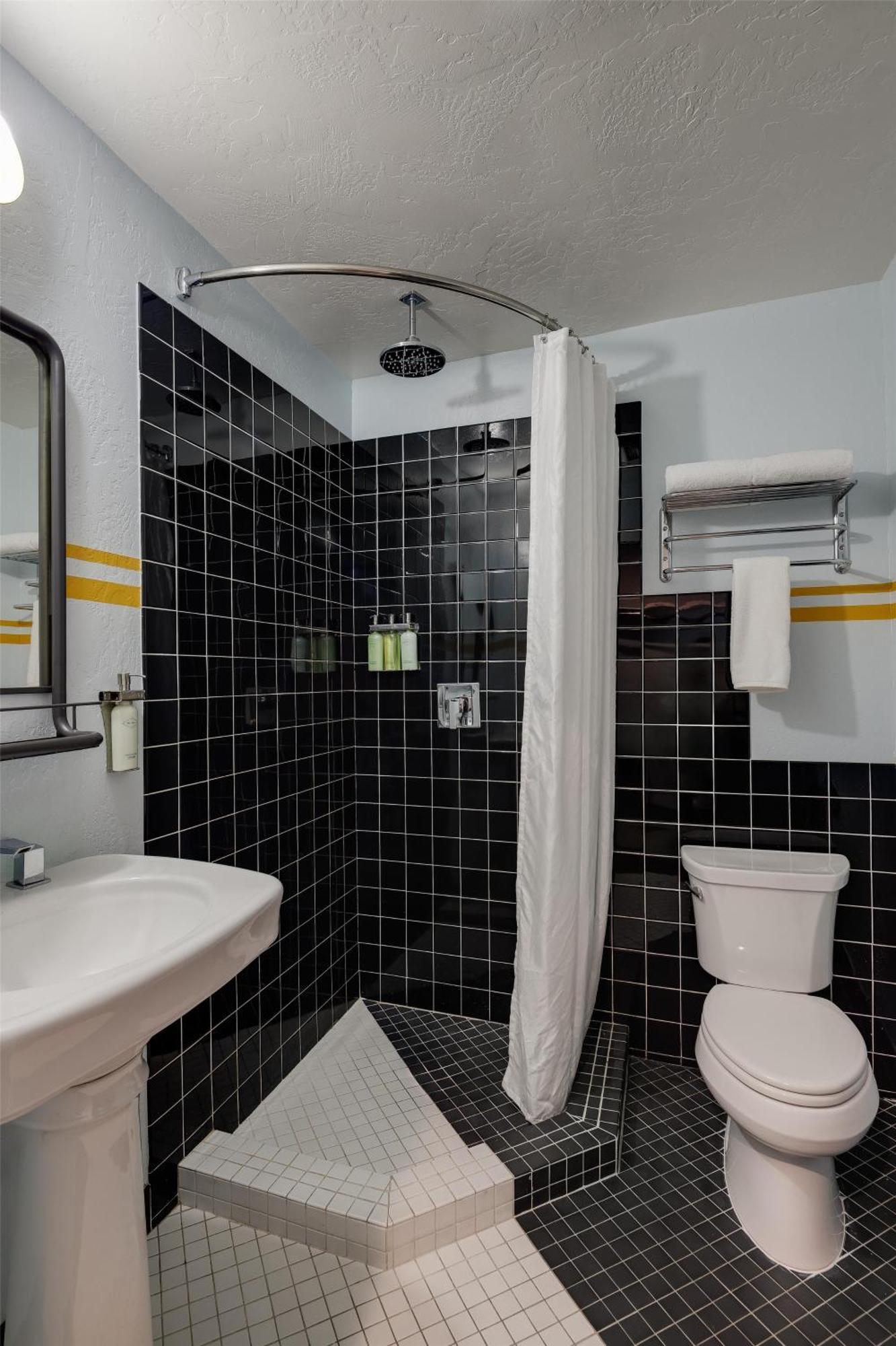 Hotel Motor And Spa, A Jdv By Hyatt Calistoga